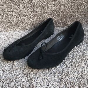 Calzoleria Toscana Black Suede Ballet Flats size 39 1/2 EU